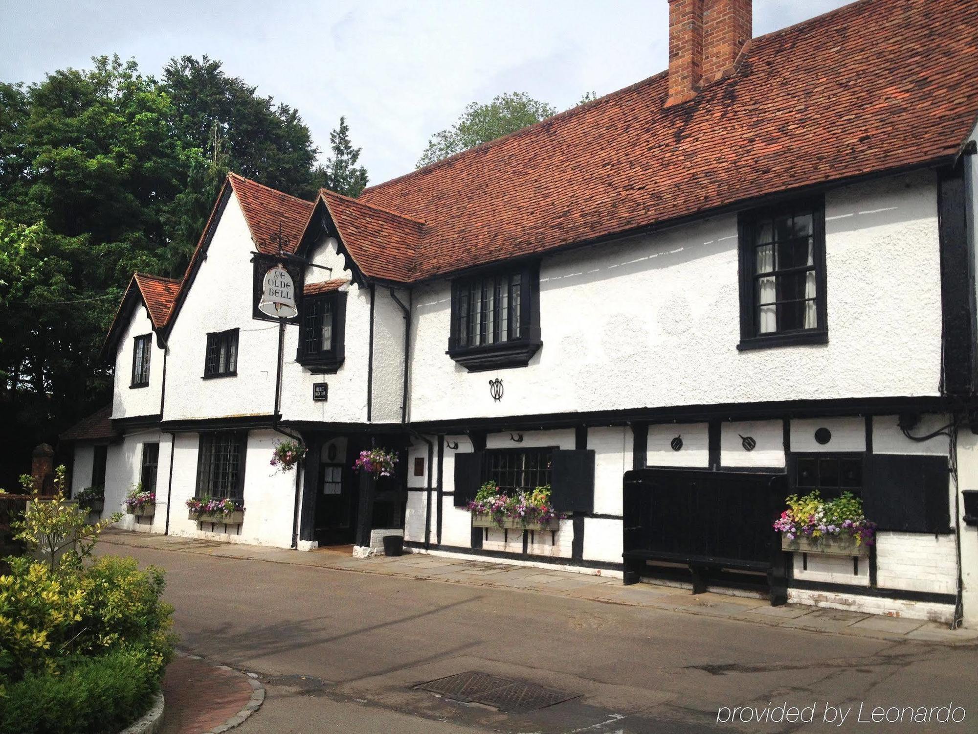 The Olde Bell, BW Signature Collection Марлоу Экстерьер фото